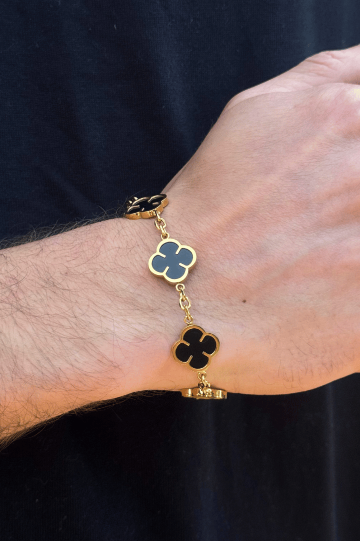 Pulsera Black Clover Oro
