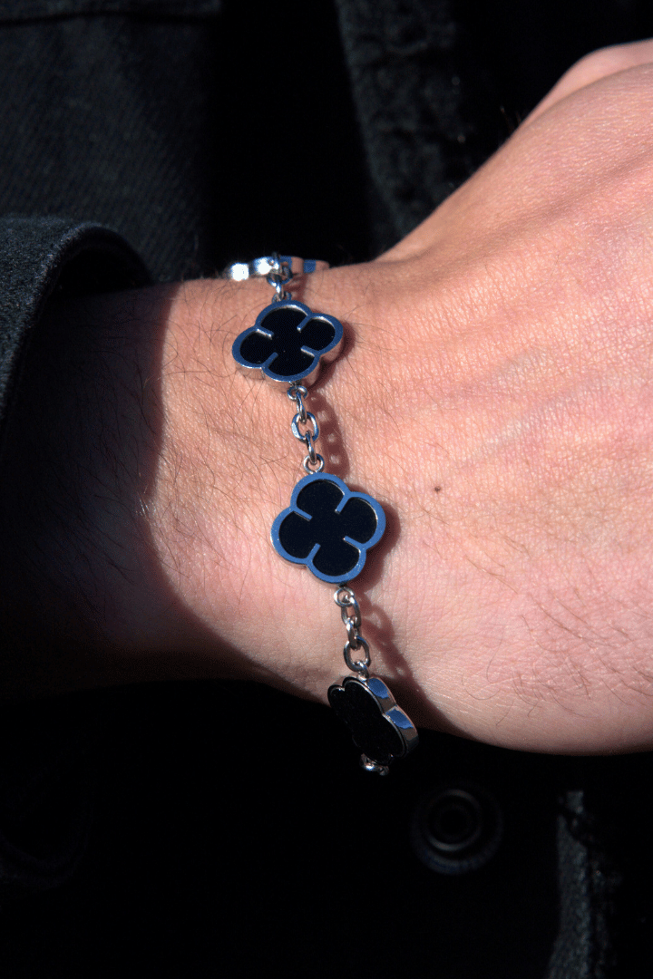 Pulsera Black Clover
