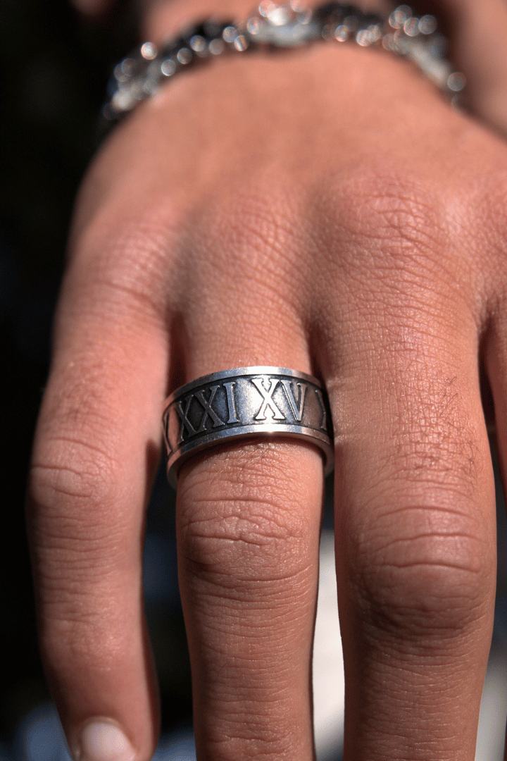 Anillo Roman XI