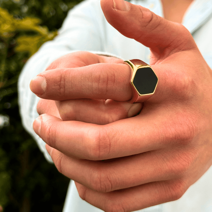 Anillo Classic Onyx Oro