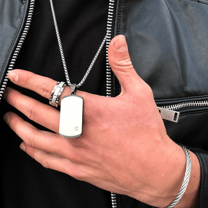 Anillo para Hombre plateado Genesis con colgante Savage Tag