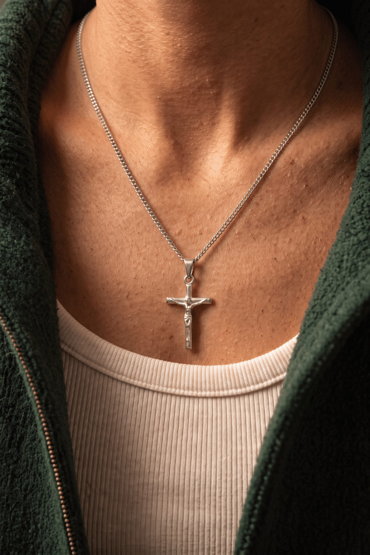 Cross Minimal Pendant
